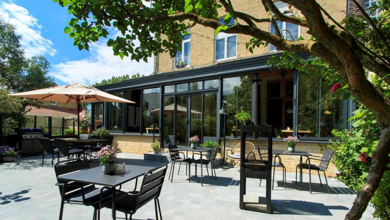 Les Berges Hotel Bourbourg Exterior foto