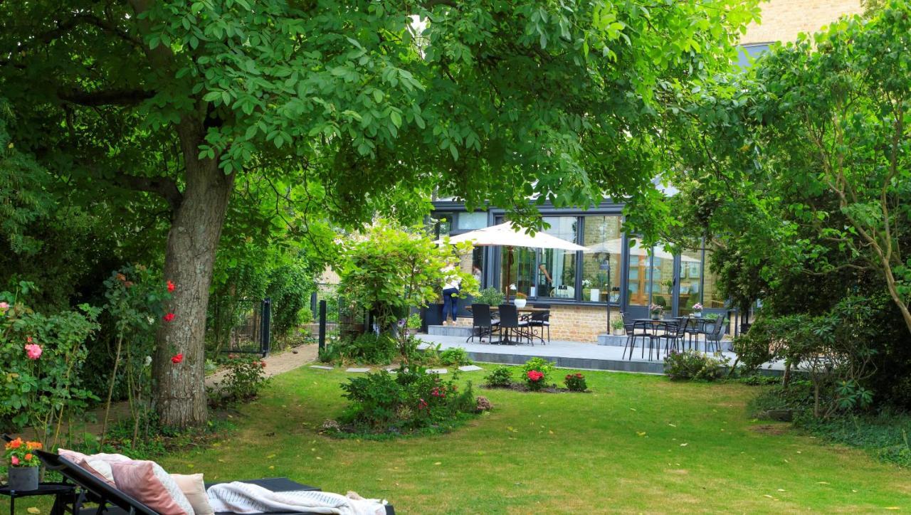 Les Berges Hotel Bourbourg Exterior foto